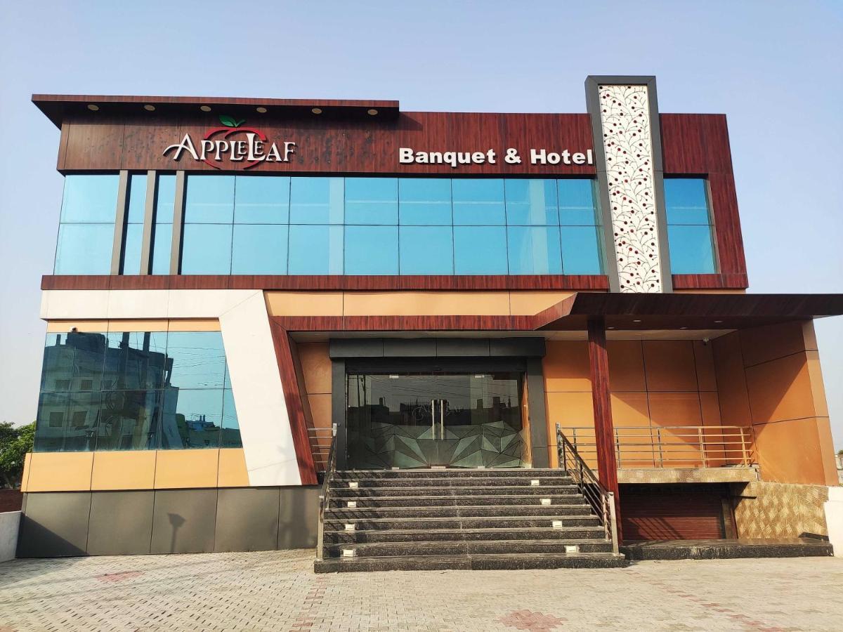Oyo 92169 Apple Leaf Banquet & Hotel Alīgarh 외부 사진
